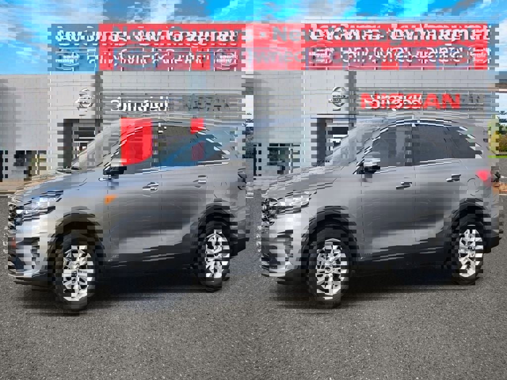 Used 2019 Kia Sorento LX w/ LX Convenience Package image 4
