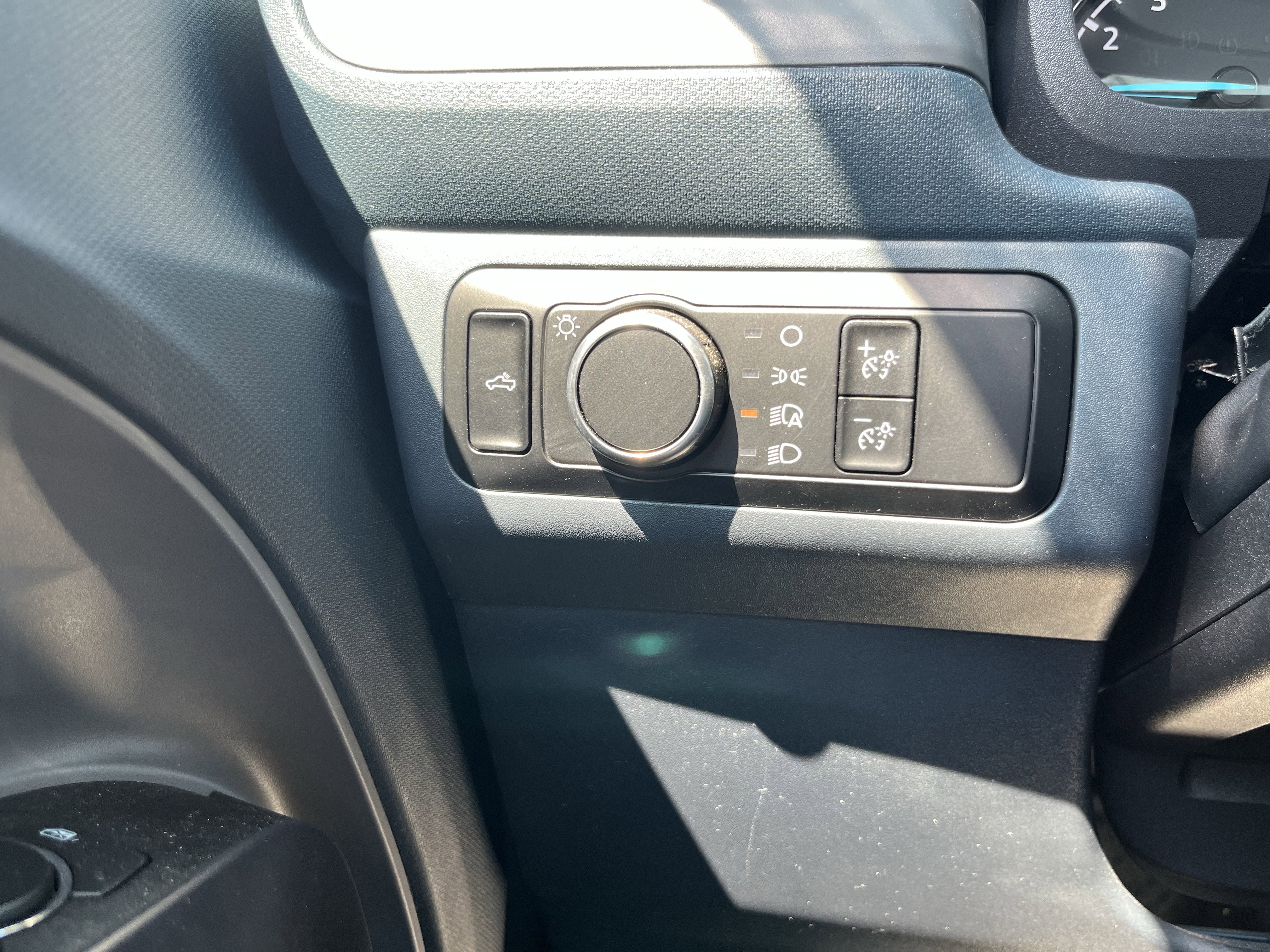 Used 2024 Ford Maverick Tremor w/ Tremor Off-Road Package image 35