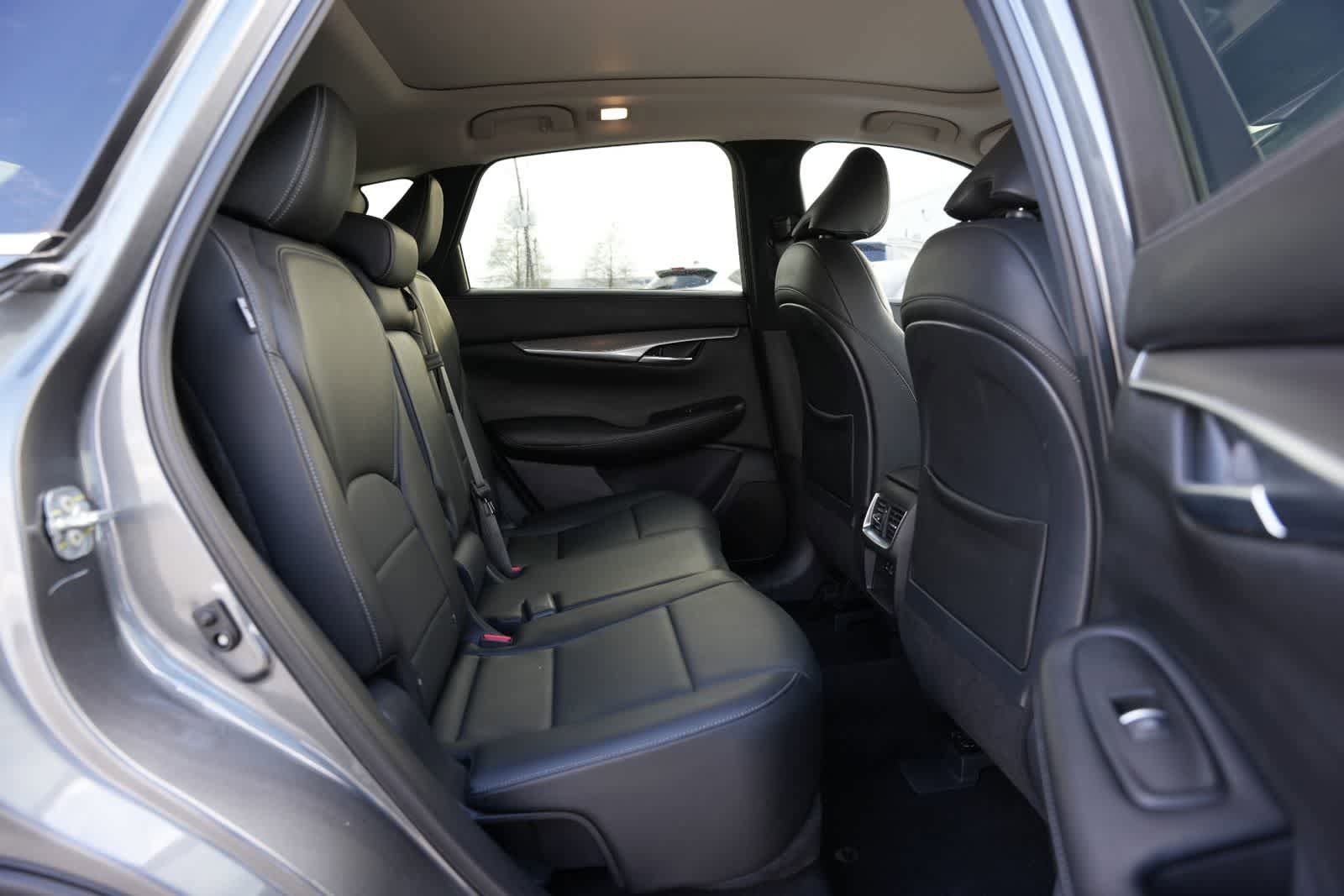 Used 2023 INFINITI QX50 Luxe image 20