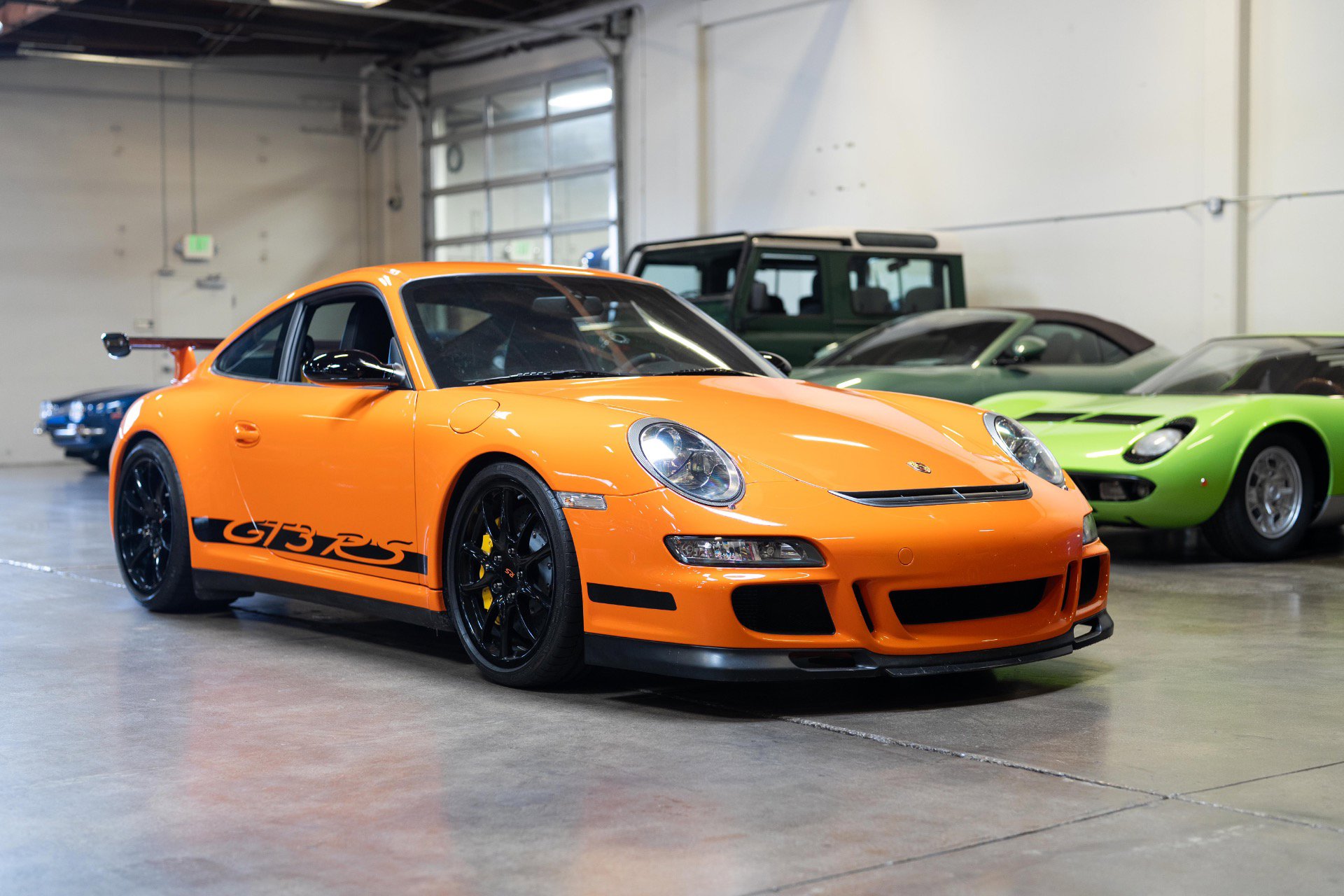Used 2007 Porsche 911 GT3 RS RWD image 2