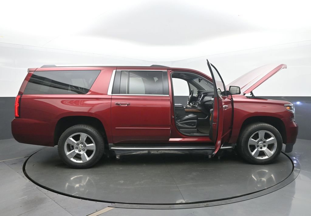 Used 2017 Chevrolet Suburban Premier image 59
