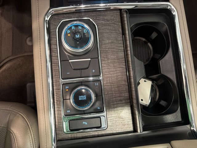 Used 2018 Ford Expedition Limited w/ Equipment Group 301A AWD/4WD image 29