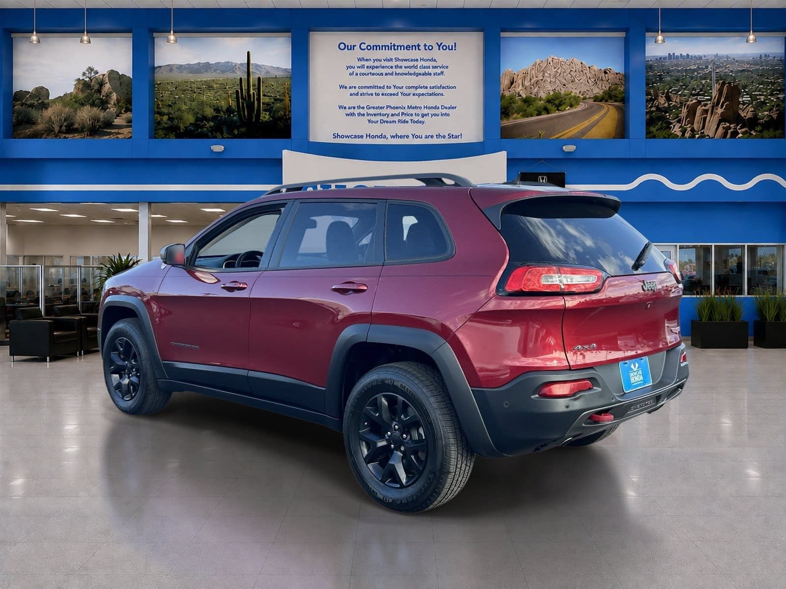 Used 2015 Jeep Cherokee Trailhawk w/ Comfort/Convenience Group AWD/4WD image 8