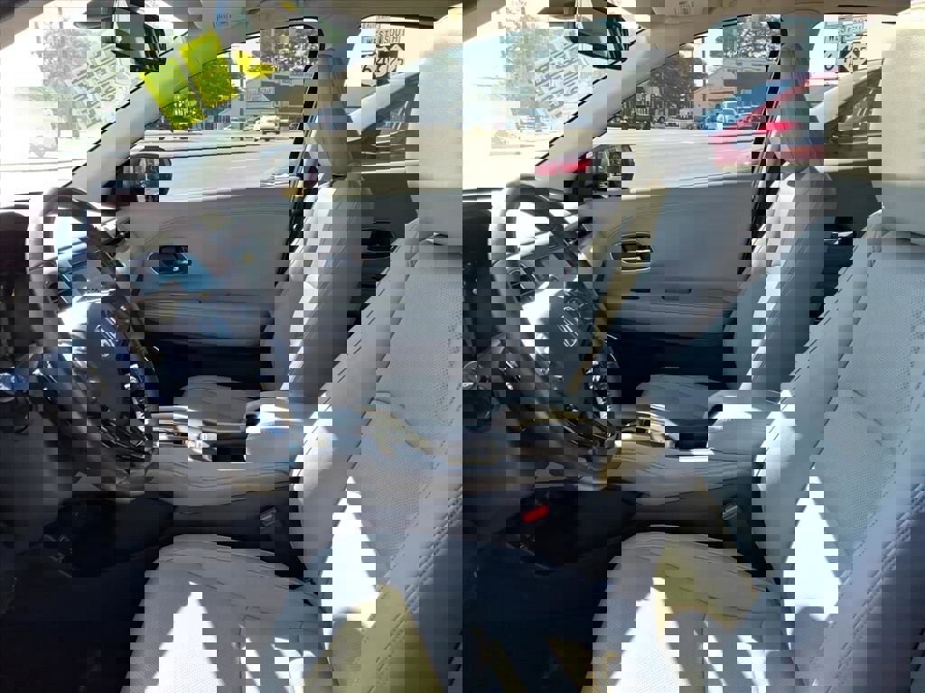 Used 2021 Honda HR-V EX-L image 5