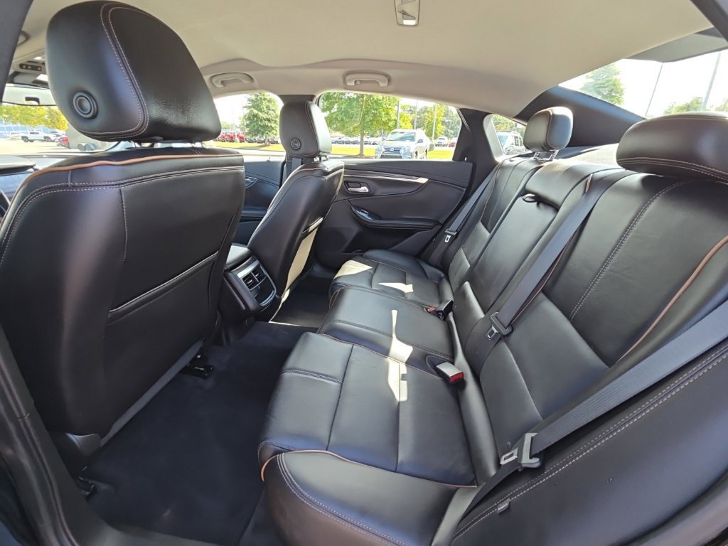 Used 2016 Chevrolet Impala LTZ FWD image 9