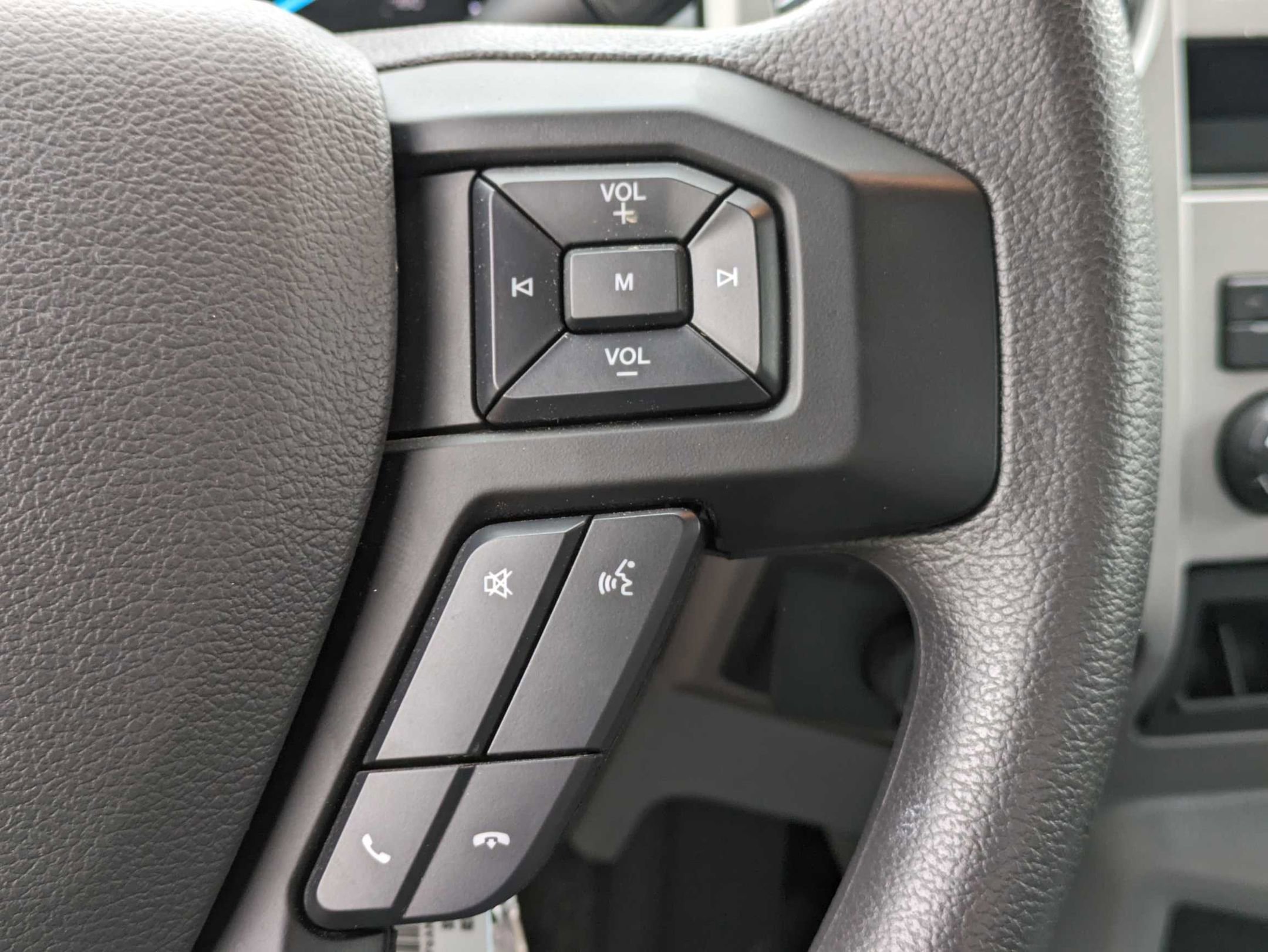 New 2025 Ford F650 2WD Regular Cab Super Duty image 13
