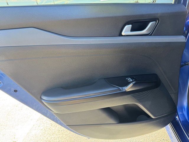 Used 2024 Kia K5 GT-Line image 12