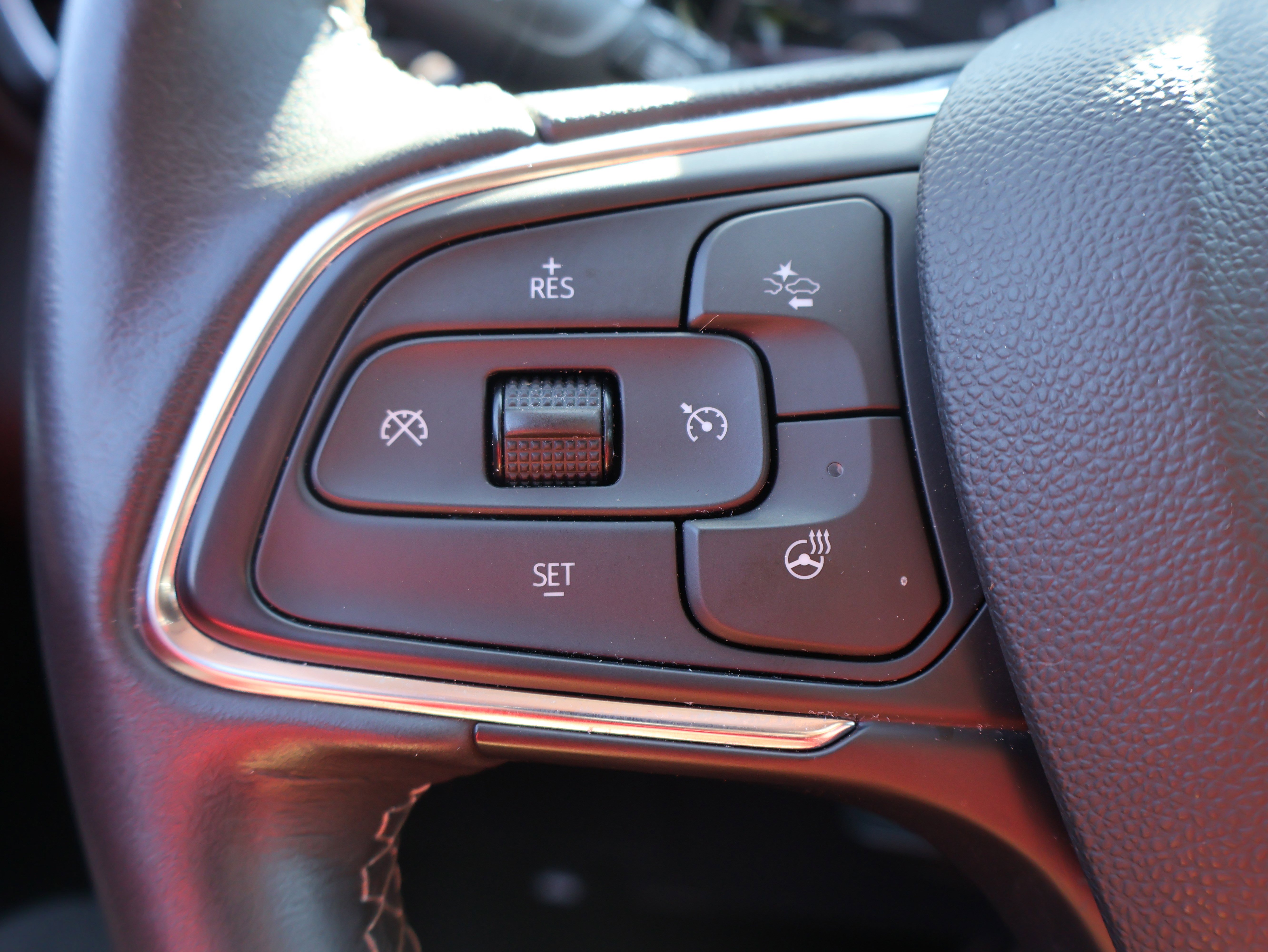 Used 2023 Buick Encore GX Essence w/ Experience Buick Package AWD/4WD image 34