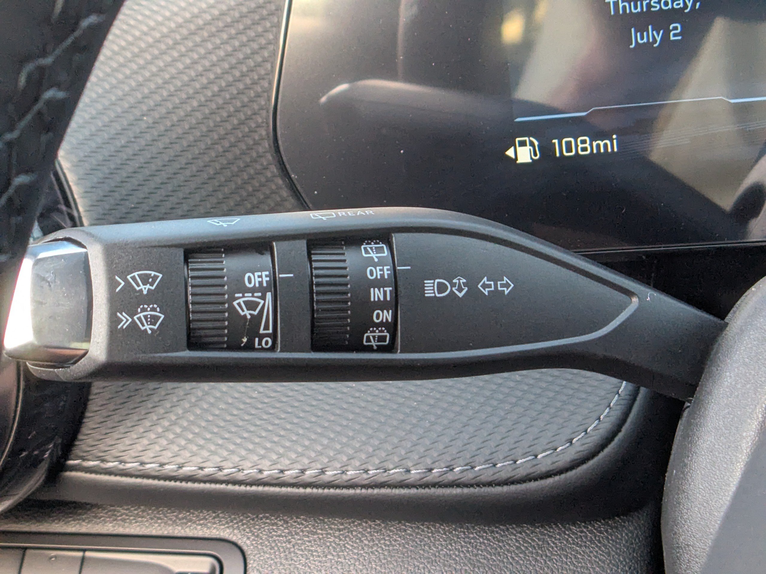 New 2027 Chevrolet Equinox LT w/ Convenience Package II FWD image 26
