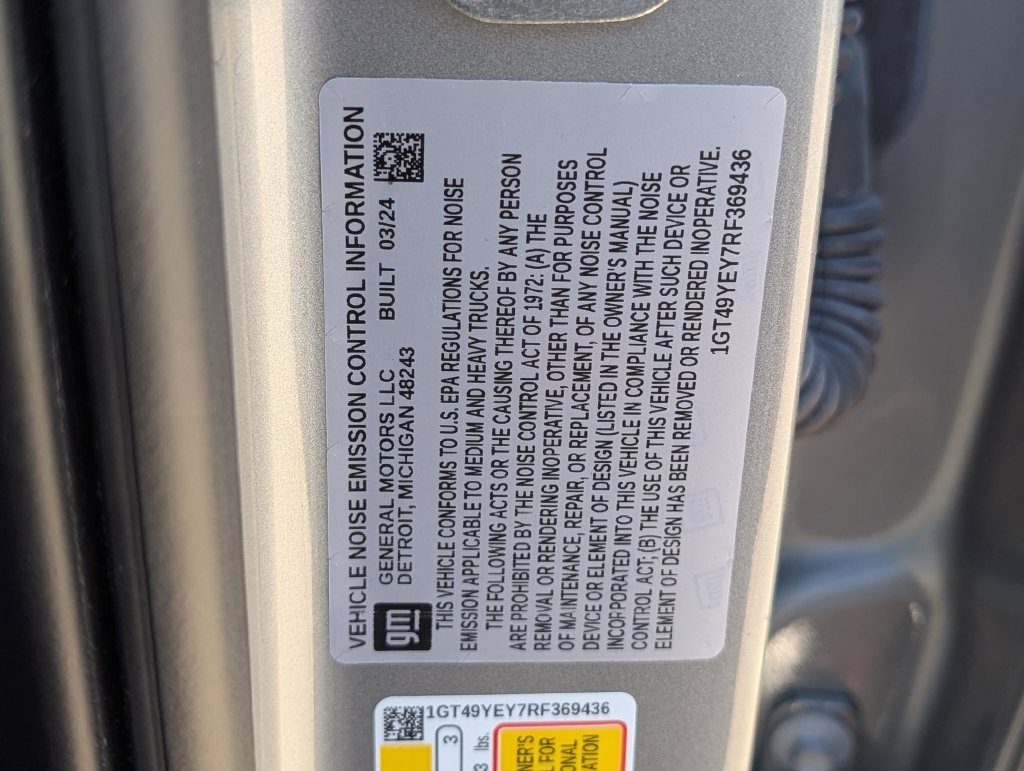 Used 2024 GMC Sierra 3500 Denali Ultimate AWD/4WD image 38
