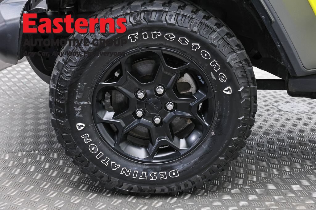 Used 2023 Jeep Wrangler Unlimited AWD/4WD image 34