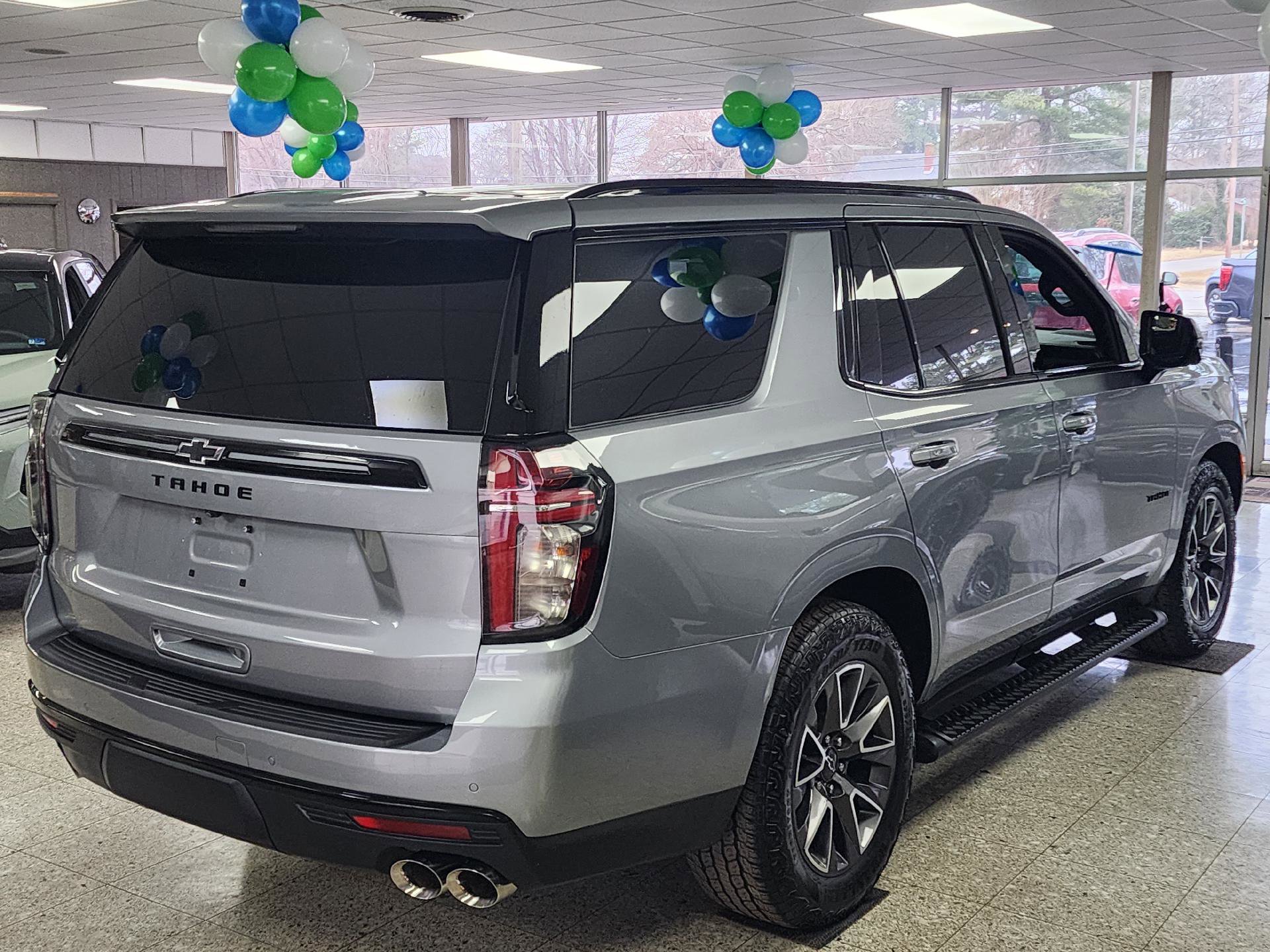 Used 2024 Chevrolet Tahoe Z71 w/ Z71 Off-Road Package image 5