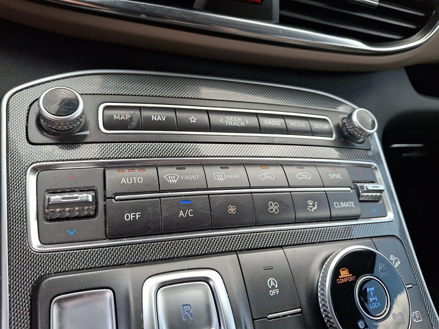 Used 2023 Hyundai Santa Fe SEL AWD/4WD image 16