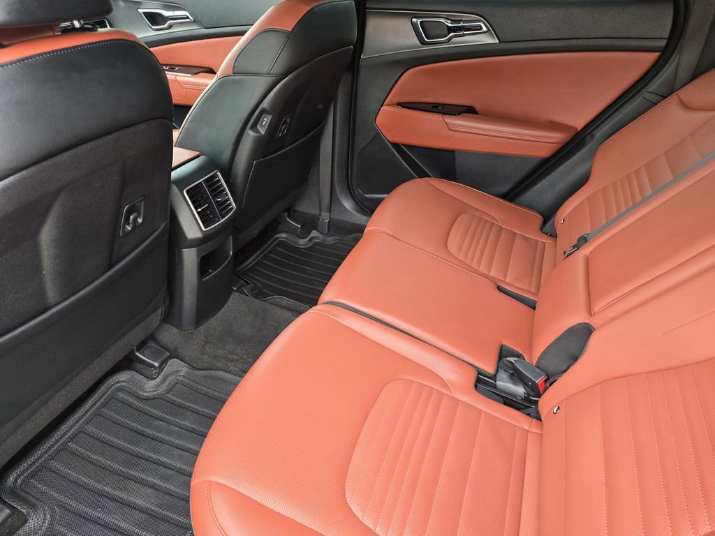 Certified 2023 Kia Sportage SX image 29