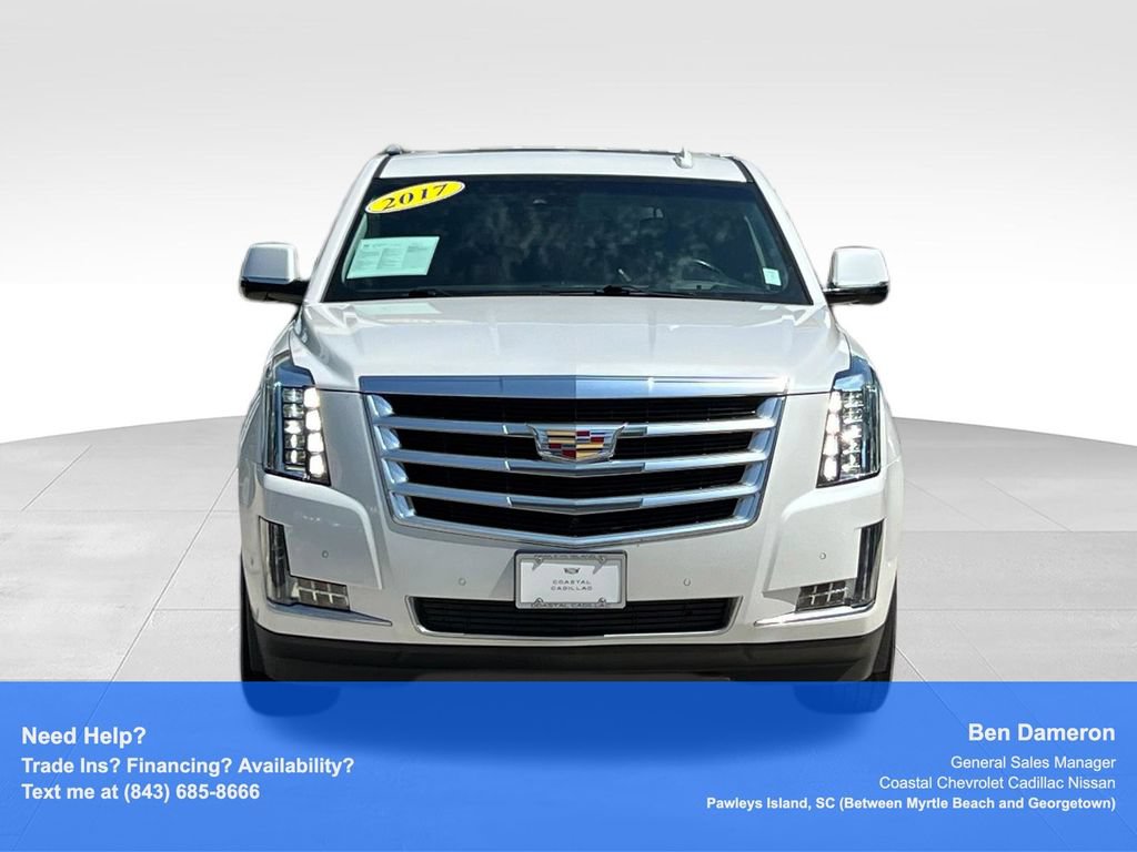 Used 2017 Cadillac Escalade Luxury AWD/4WD image 2