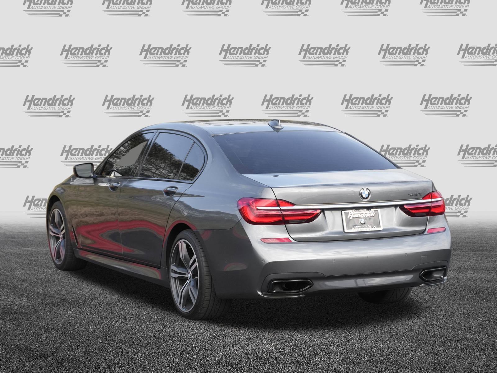 Used 2019 BMW 740i w/ M Sport Package image 7