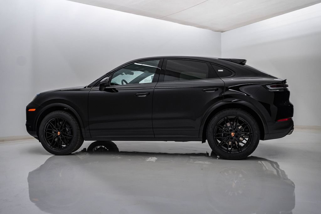 New 2026 Porsche Cayenne Coupe AWD/4WD image 2