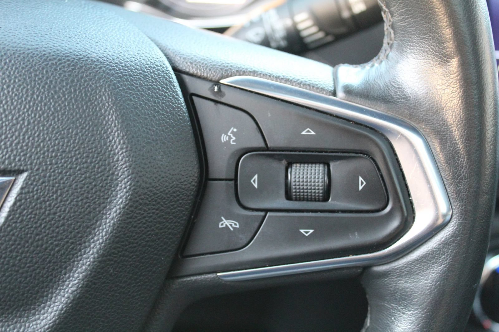 Used 2022 Chevrolet TrailBlazer ACTIV w/ Sun and Liftgate Package FWD image 17