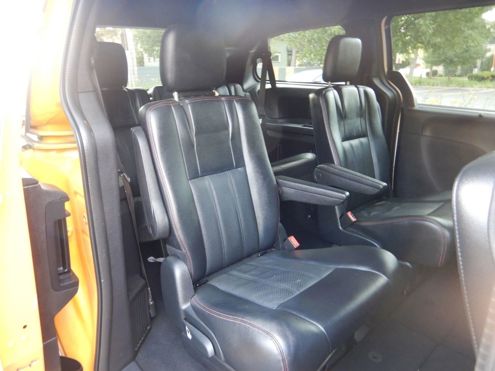 Used 2020 Dodge Grand Caravan GT image 19
