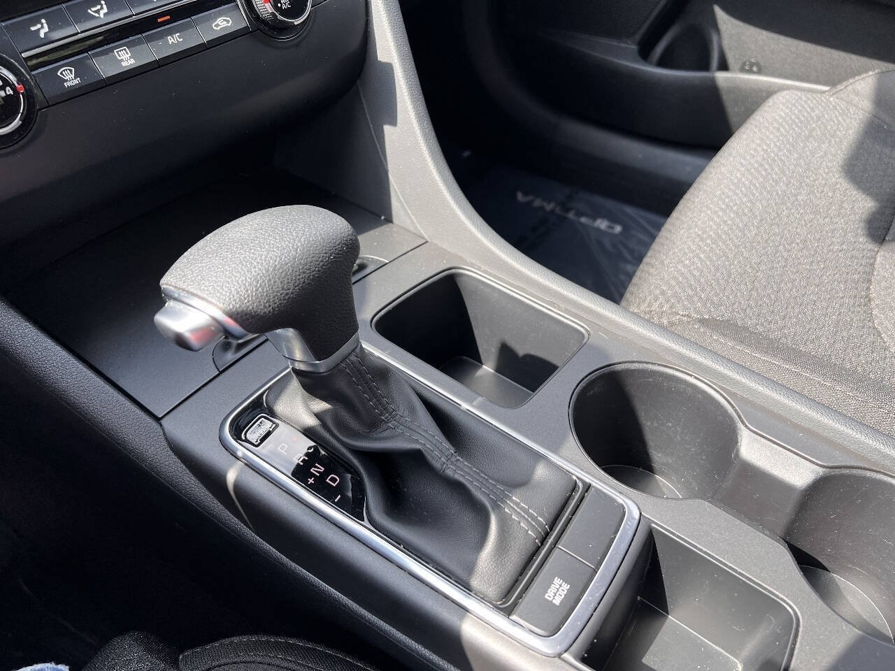 Used 2017 Kia Optima LX FWD image 17
