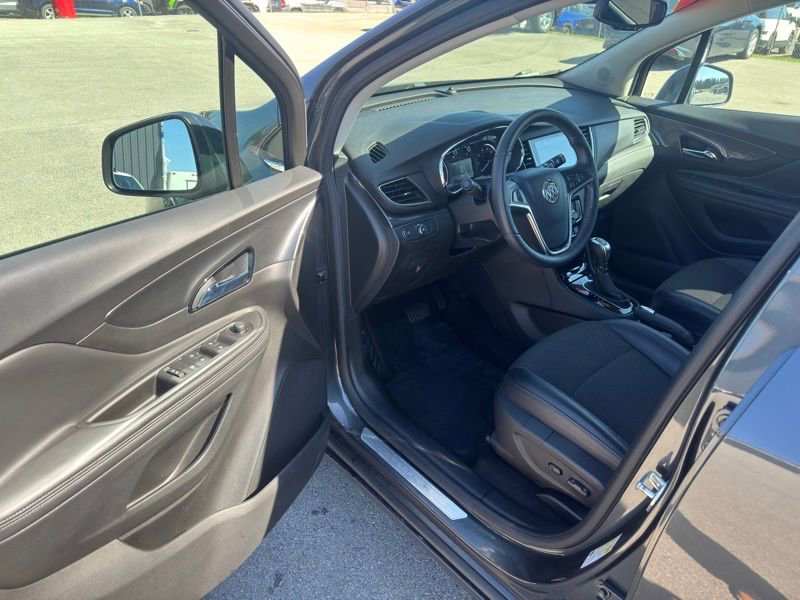 Used 2017 Buick Encore Preferred image 9