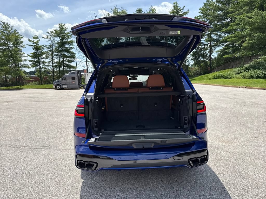 New 2027 BMW X7 M60i AWD/4WD image 28