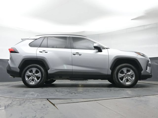 Certified 2025 Toyota RAV4 XLE AWD/4WD image 35