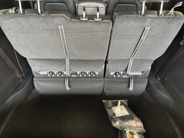 New 2027 Chrysler Pacifica LX FWD image 17