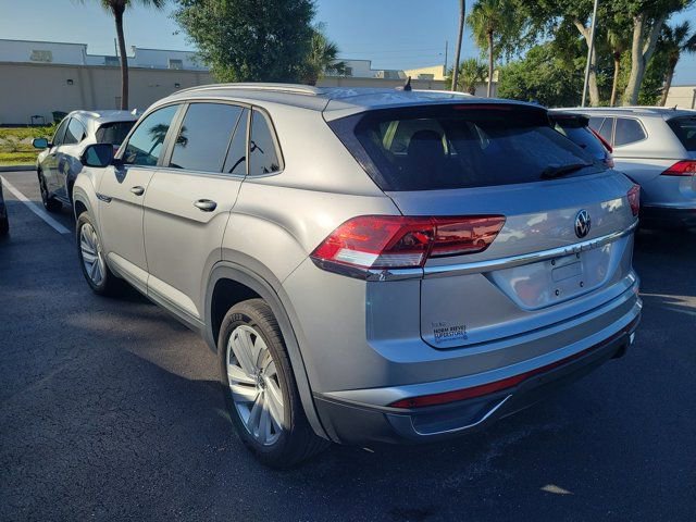 Used 2021 Volkswagen Atlas Cross Sport SE FWD image 5