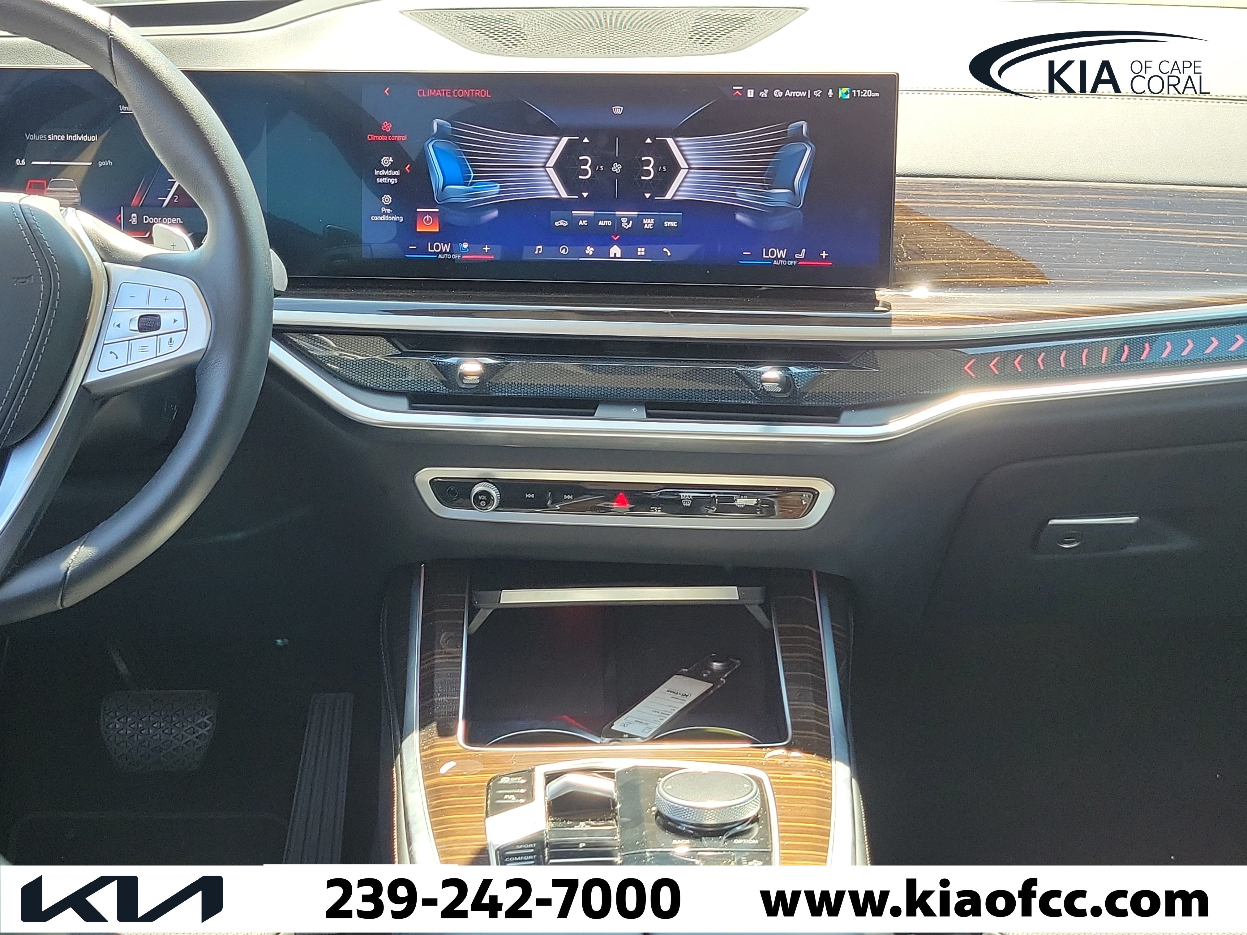 Used 2026 BMW X7 xDrive40i AWD/4WD image 21