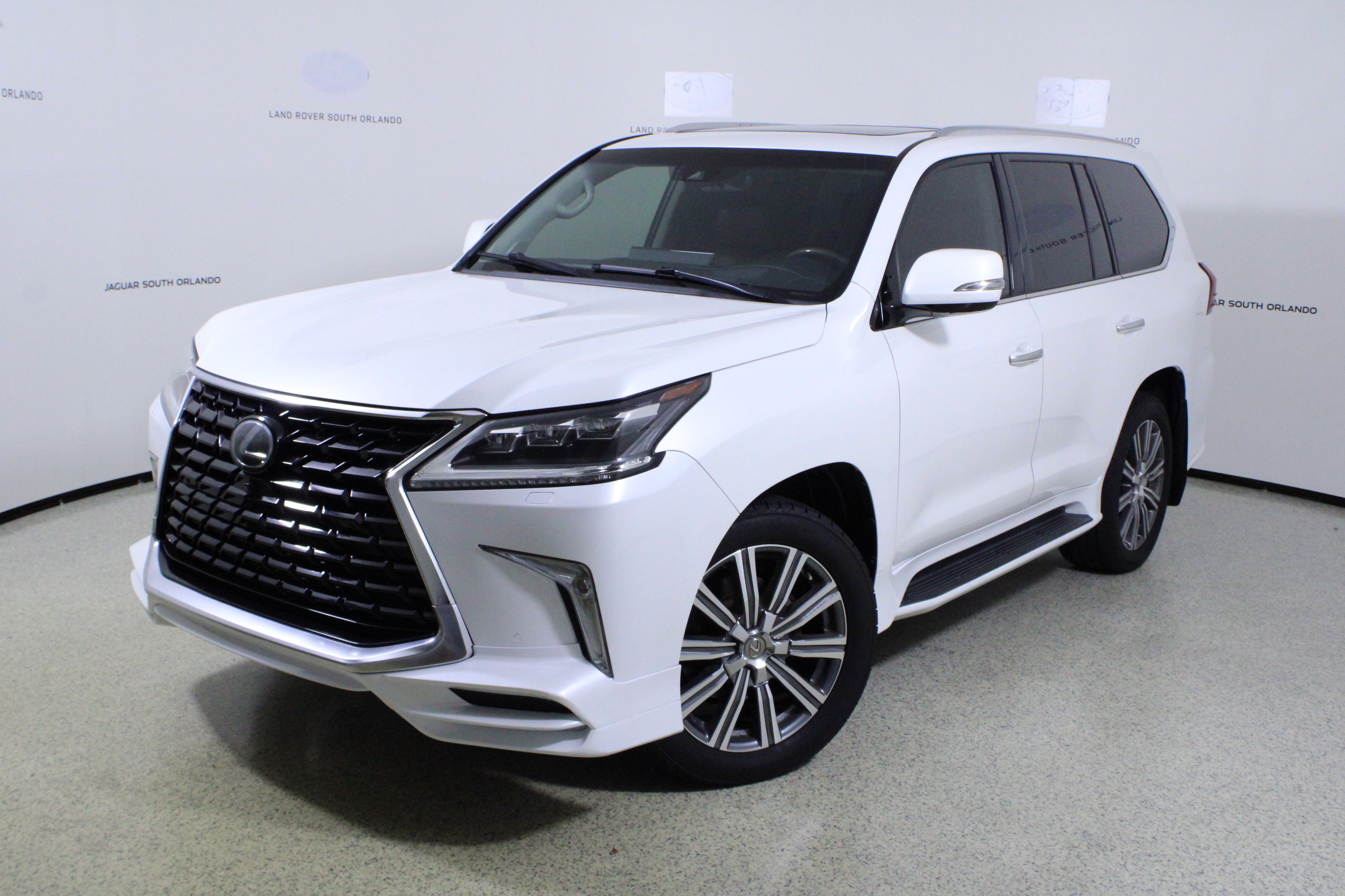 Used 2017 Lexus LX 570 4WD w/ Luxury Package