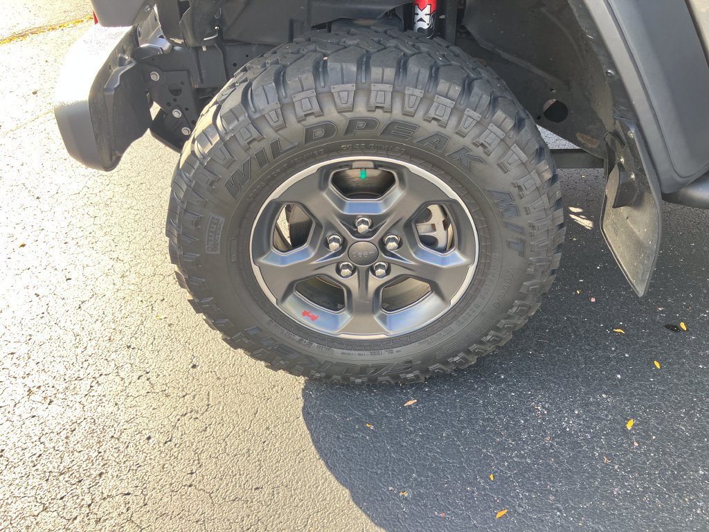 Used 2020 Jeep Gladiator Rubicon w/ Safety Group AWD/4WD image 29