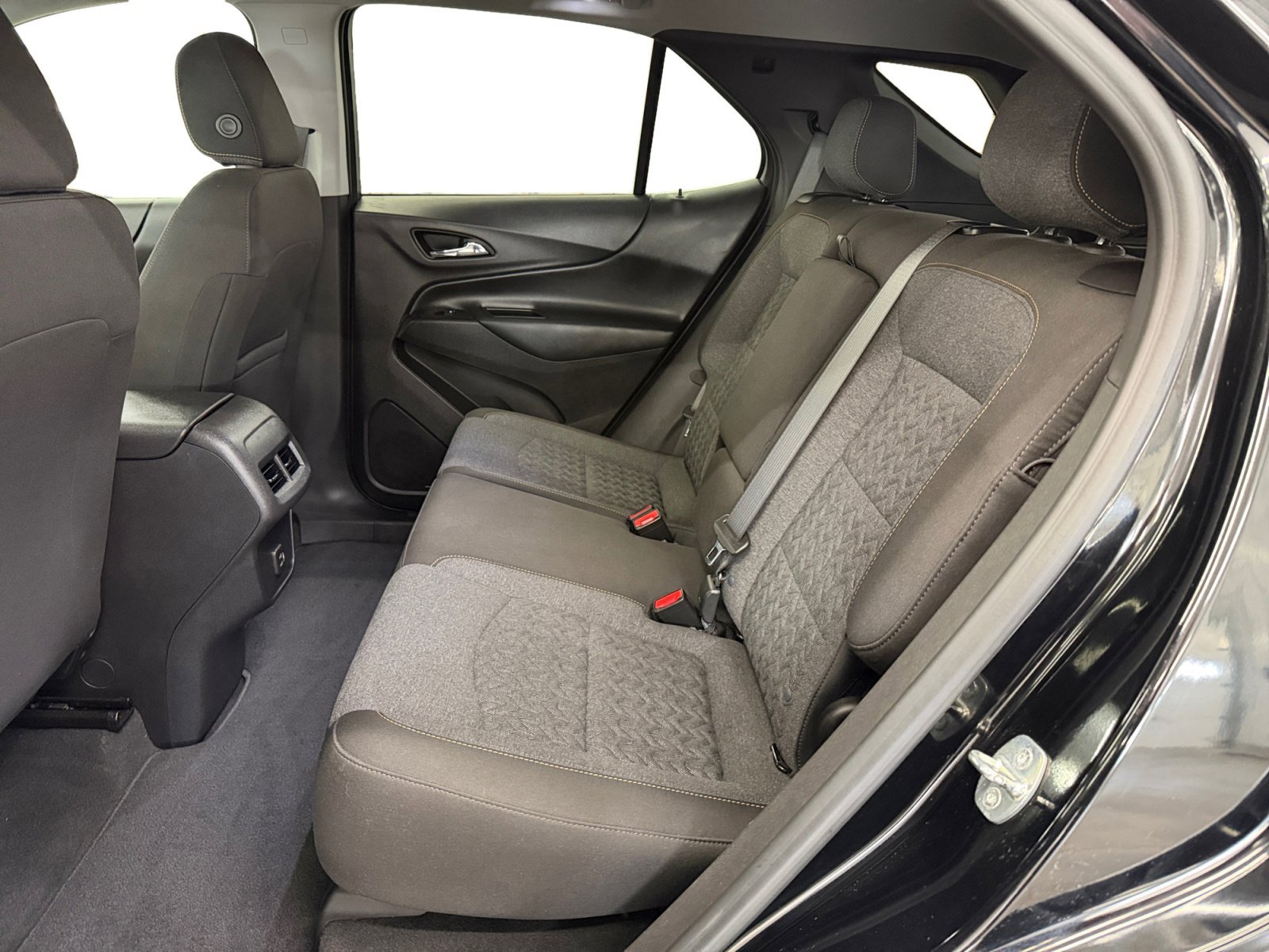 Used 2023 Chevrolet Equinox LT AWD/4WD image 10