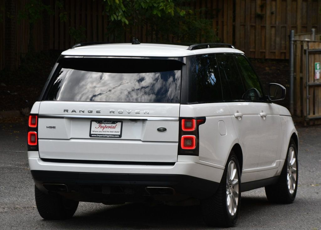 Used 2018 Land Rover Range Rover HSE image 12