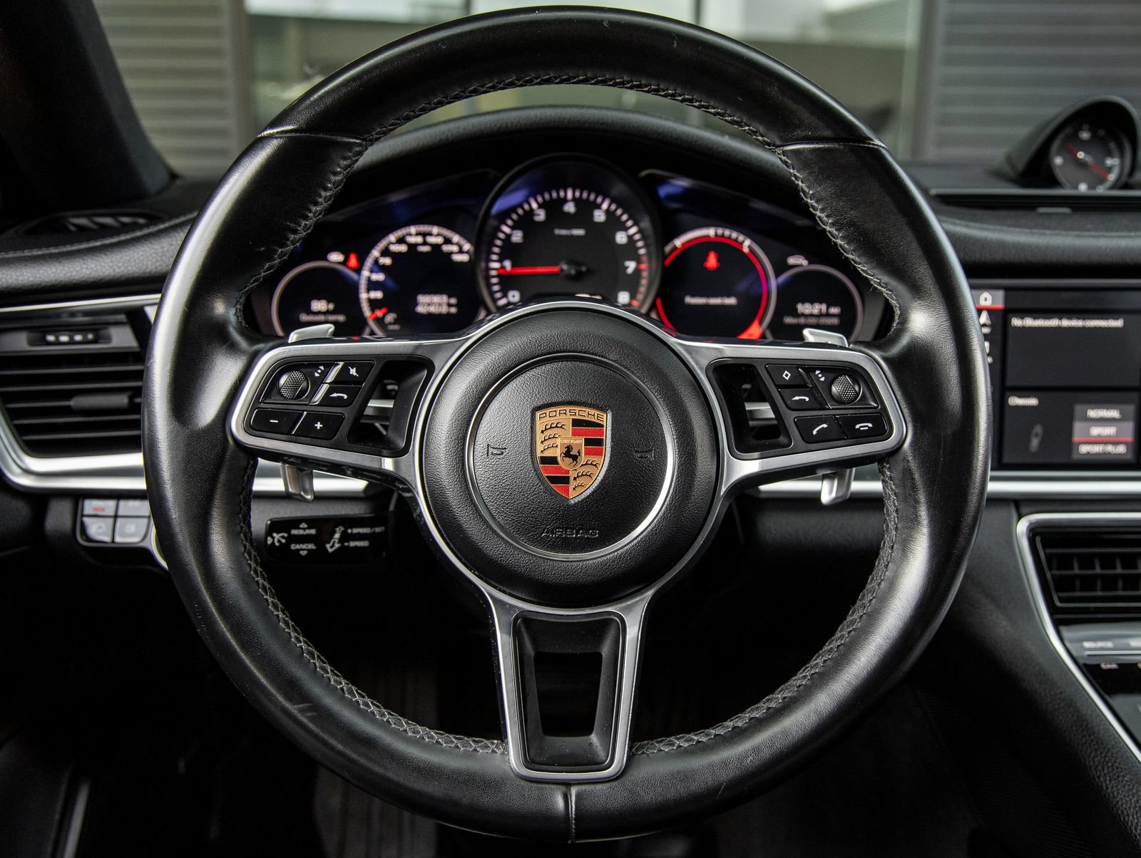 Certified 2018 Porsche Panamera 4 AWD/4WD image 27