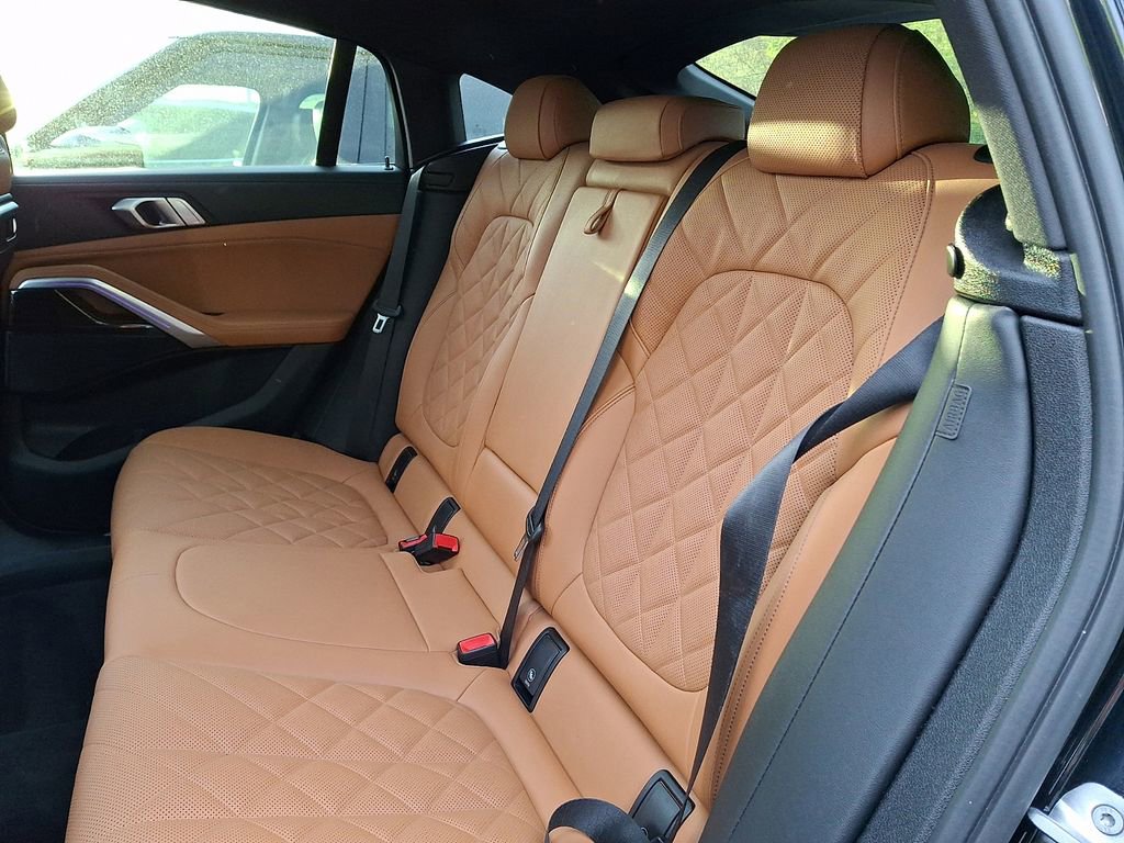 Certified 2024 BMW X6 xDrive40i AWD/4WD image 7
