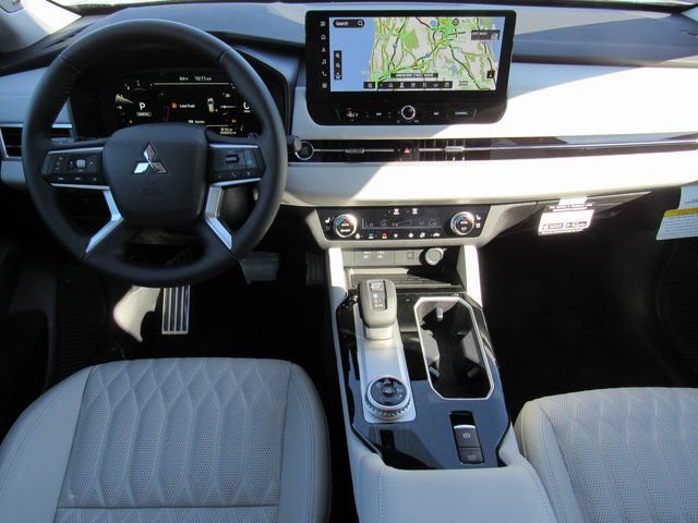 New 2026 Mitsubishi Outlander SEL FWD image 9