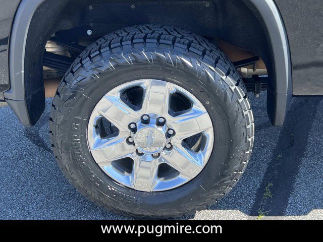 Used 2020 Chevrolet Silverado 3500 LTZ w/ LTZ Premium Package image 17