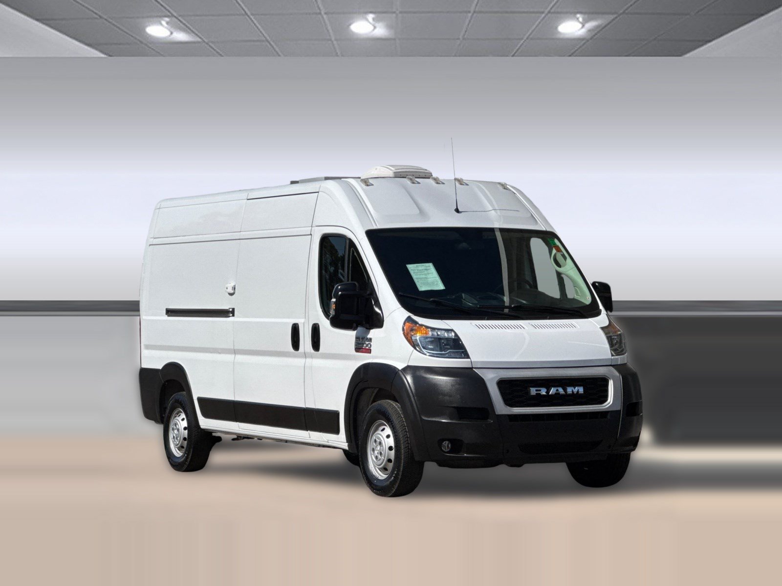 Used 2021 RAM ProMaster 2500 w/ Convenience Group FWD image 6