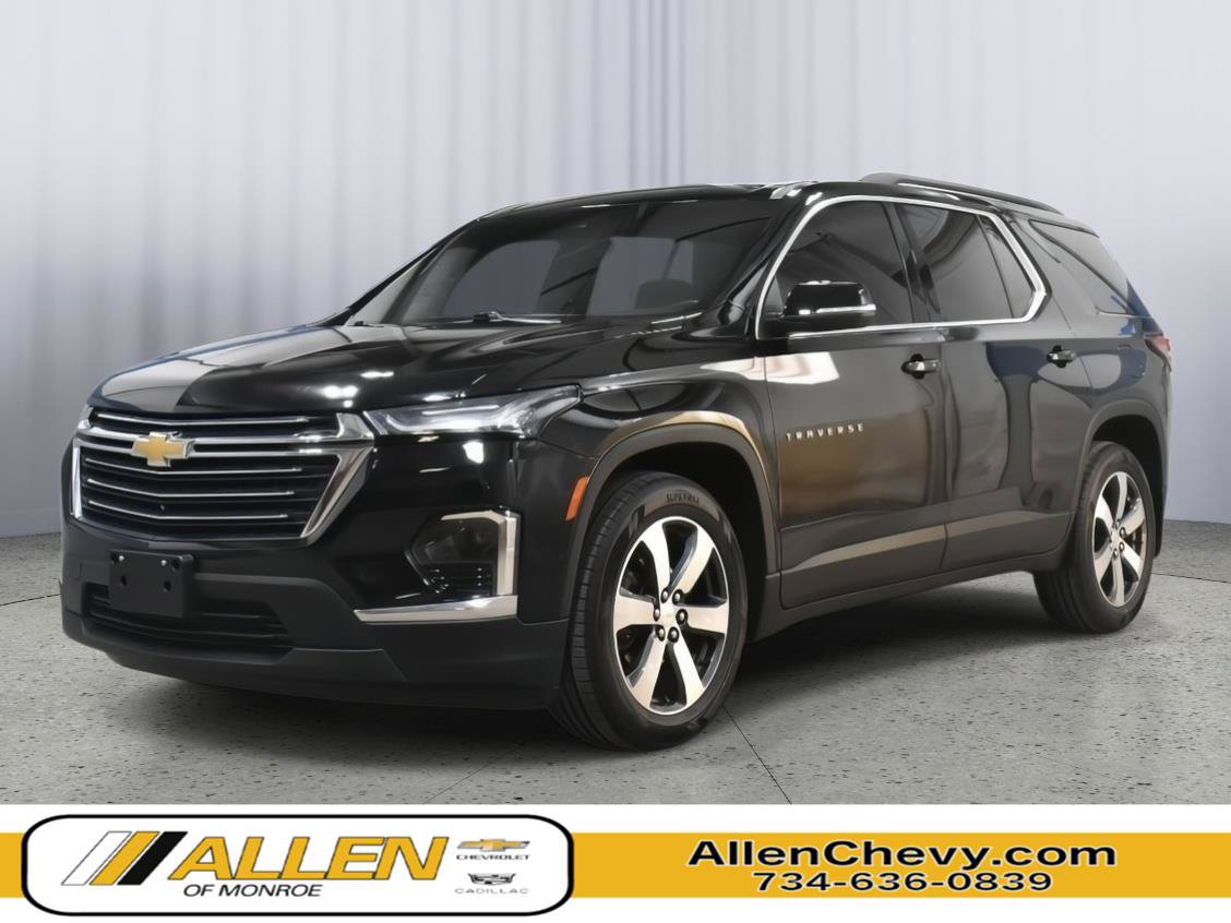 Used 2023 Chevrolet Traverse LT w/ LT Premium Package AWD/4WD image 1