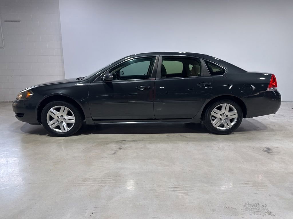 Used 2014 Chevrolet Impala LT w/ LT Sunroof Package FWD image 4