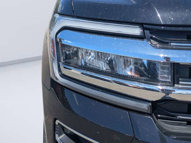 Used 2024 Ford Expedition Limited AWD/4WD image 9