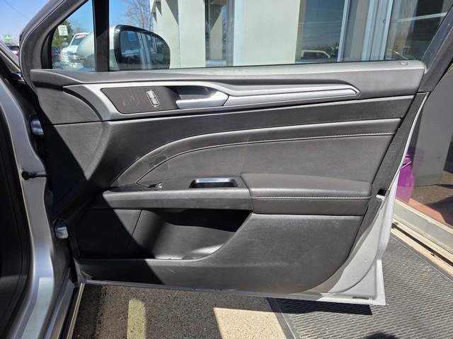 Used 2013 Ford Fusion Titanium FWD image 24