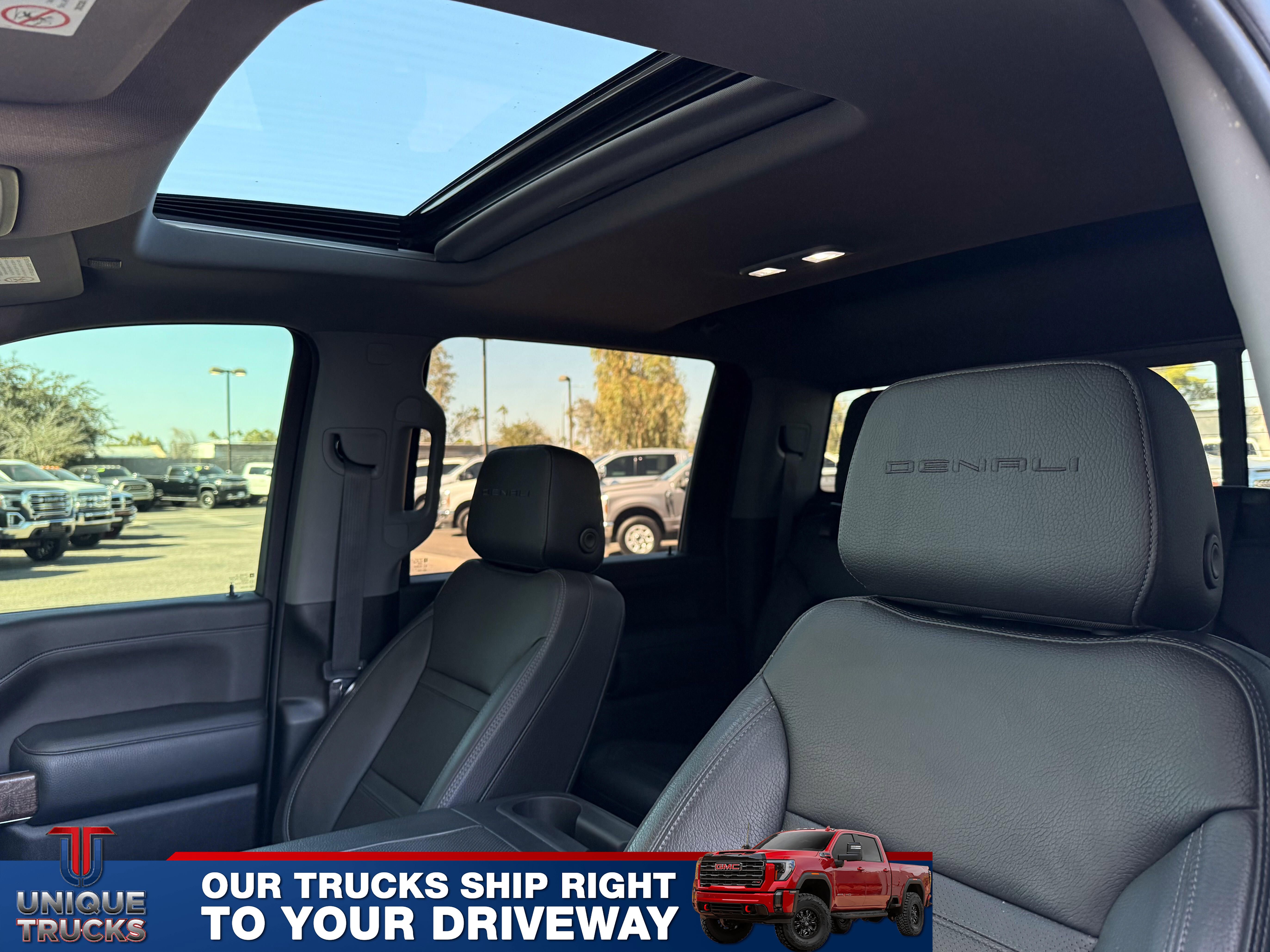 Used 2022 GMC Sierra 2500 Denali w/ Denali Ultimate Package image 20