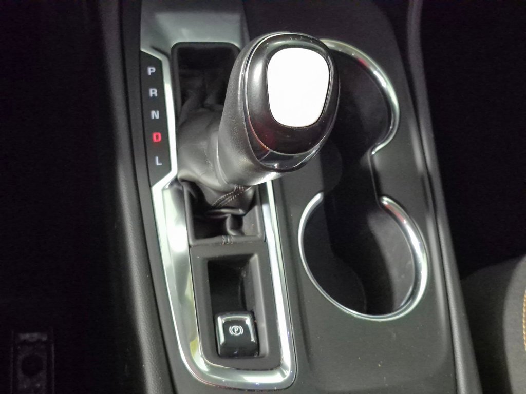 Used 2019 Chevrolet Equinox LT w/ Sun & Navigation Package image 16