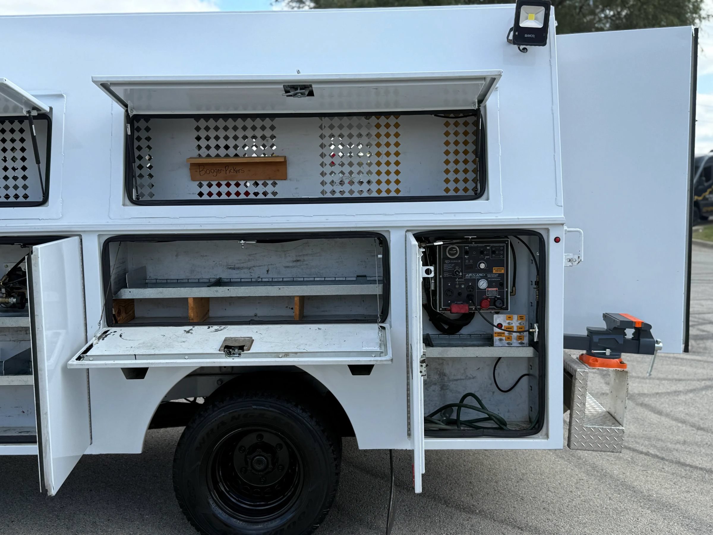 Used 2019 Freightliner Sprinter 3500 w/ Premium Package RWD image 20