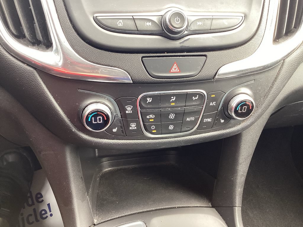 Used 2020 Chevrolet Equinox LT AWD/4WD image 26