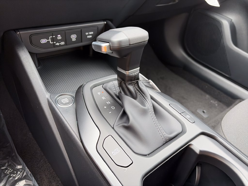 New 2026 Kia K4 FWD image 22