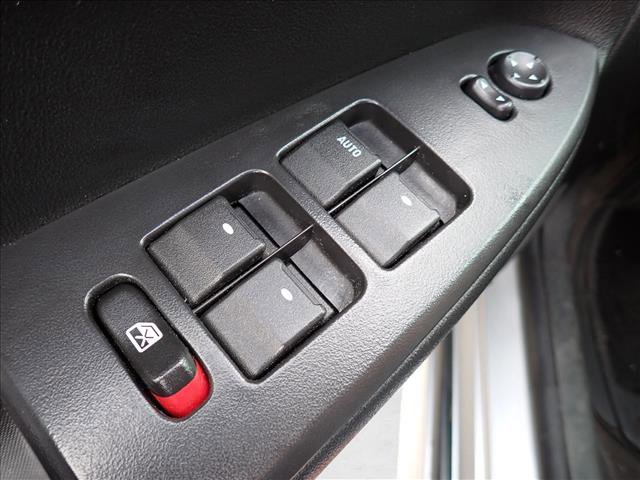 Used 2016 Chevrolet Impala LTZ FWD image 12