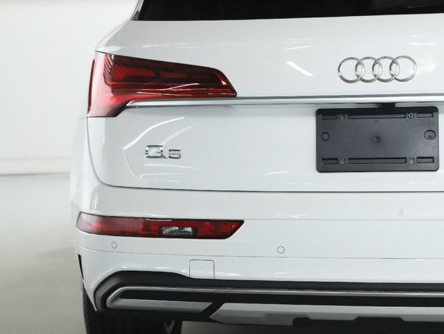 Used 2023 Audi Q5 2.0T Premium w/ Convenience Package AWD/4WD image 45